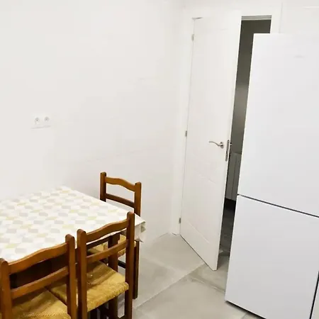 Nuevo De 3 En Calle Alta Apartment