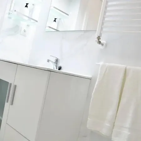 Nuevo Con 3 Apartment *