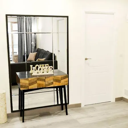 Nuevo De 3 En Calle Alta Apartment *