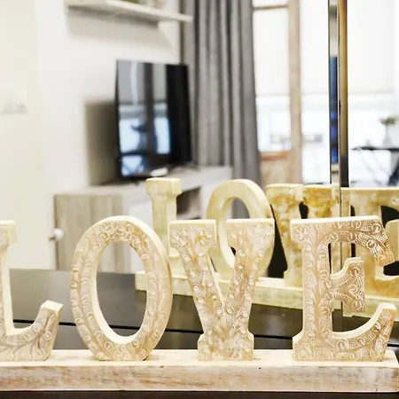 Nuevo Con 3 Apartament *