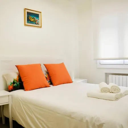 Nuevo De 3 En Calle Alta Apartment