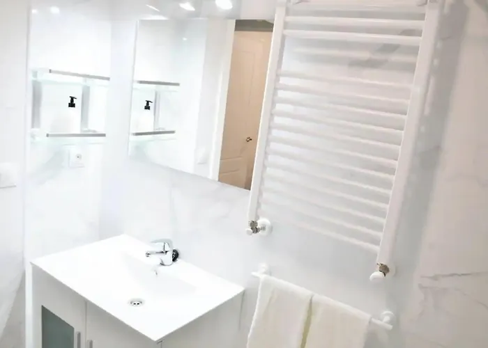 Nuevo Con 3 Apartament *